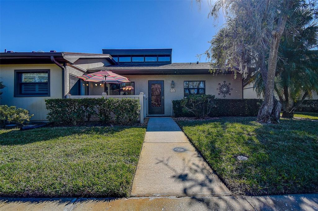 Photo of 140 Dale Place, Oldsmar, FL 34677 (MLS # TB8467743)