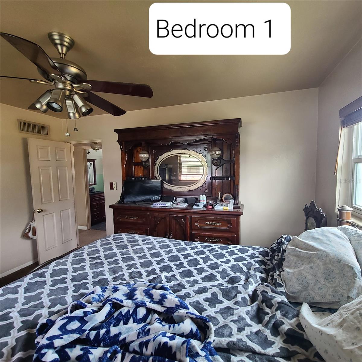 TYRONE PARK - Residential