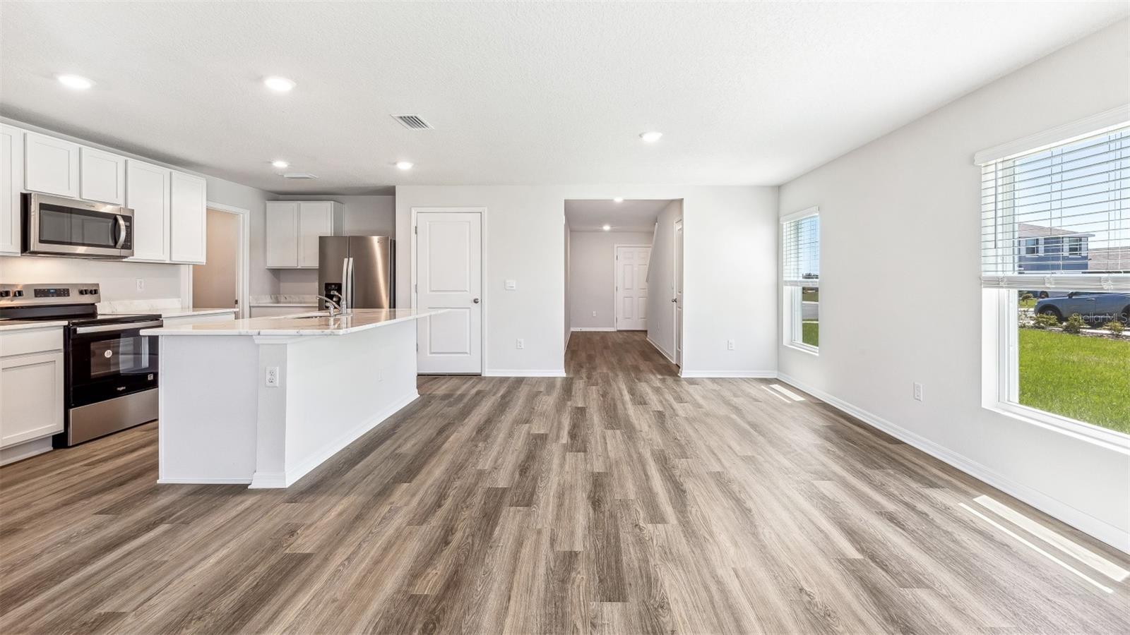 STAR FARMS AT LAKEWOOD RANCH - Residential