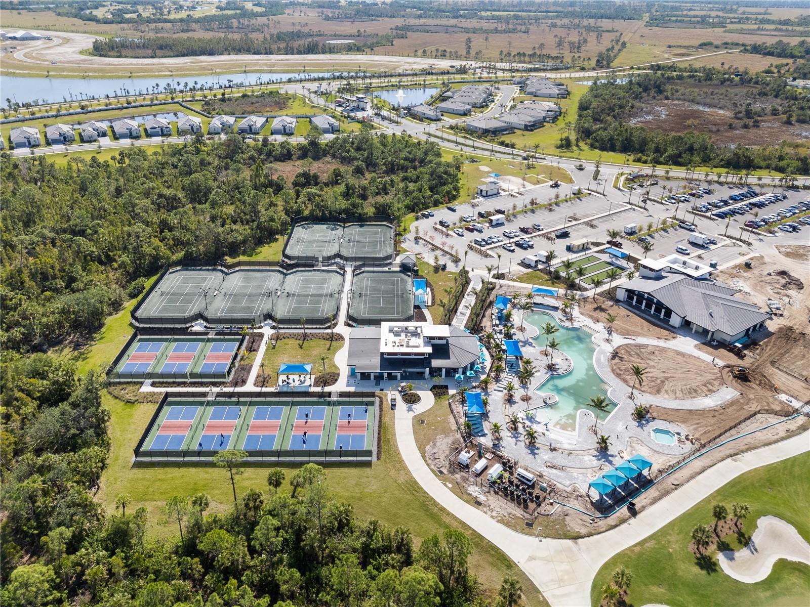WELLEN PARK GOLF AND COUNTRY CLUB - Residential Lease