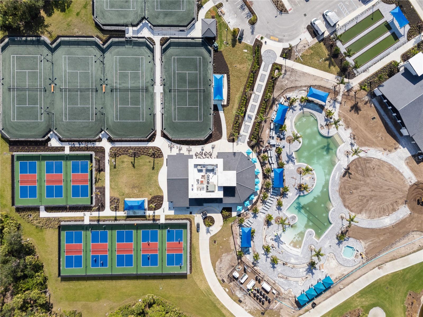 WELLEN PARK GOLF AND COUNTRY CLUB - Residential Lease
