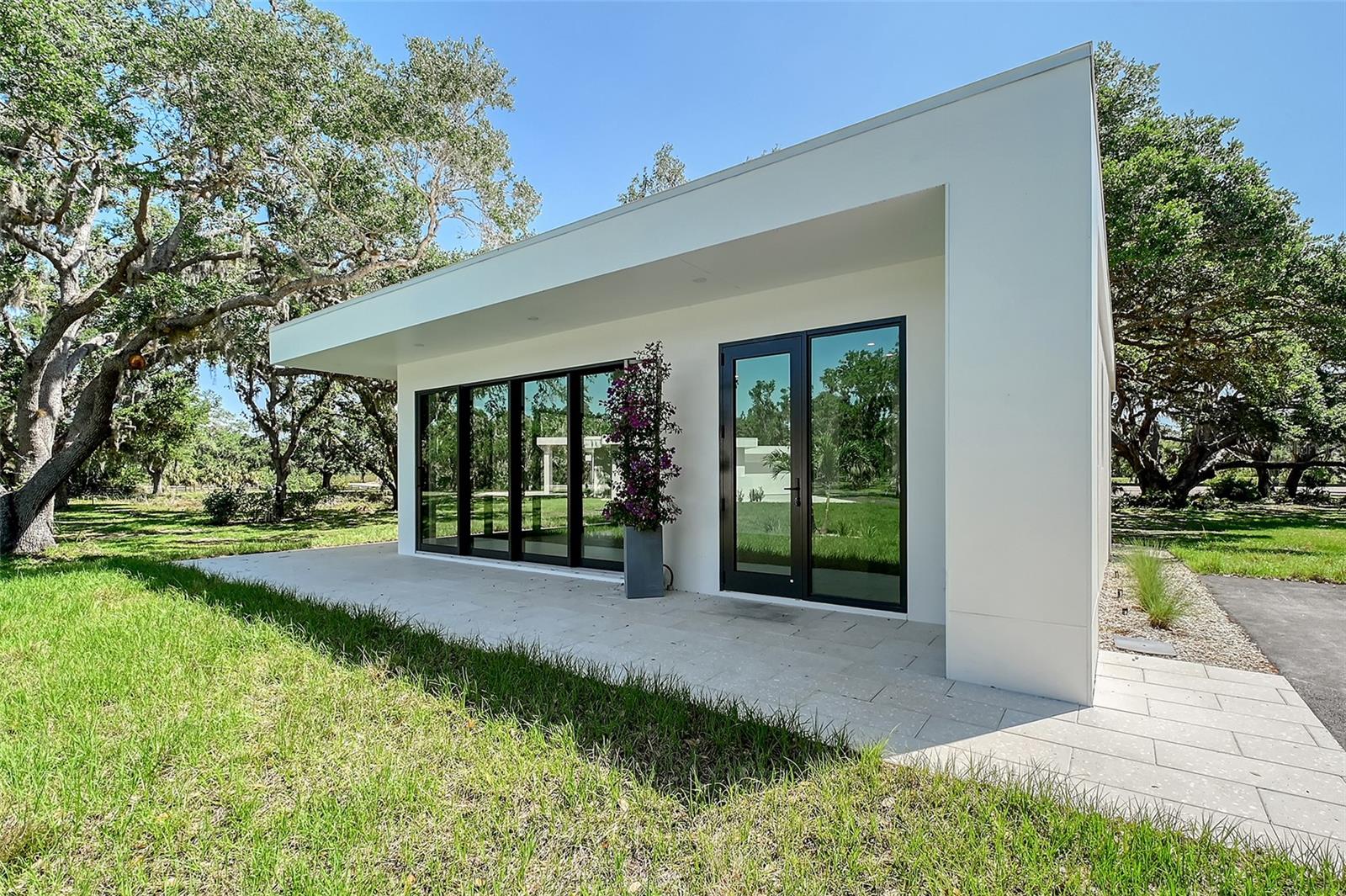 7200 CHAMELEON WAY