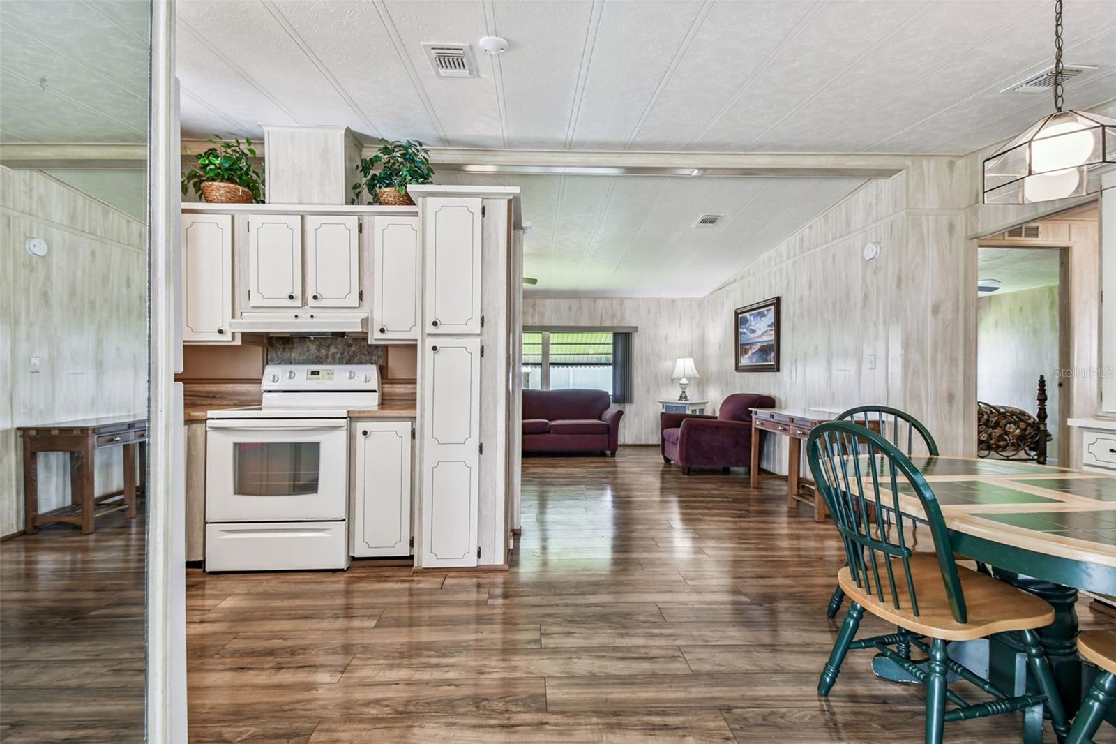 GLENWOOD ESTATES INC CONCO - Residential