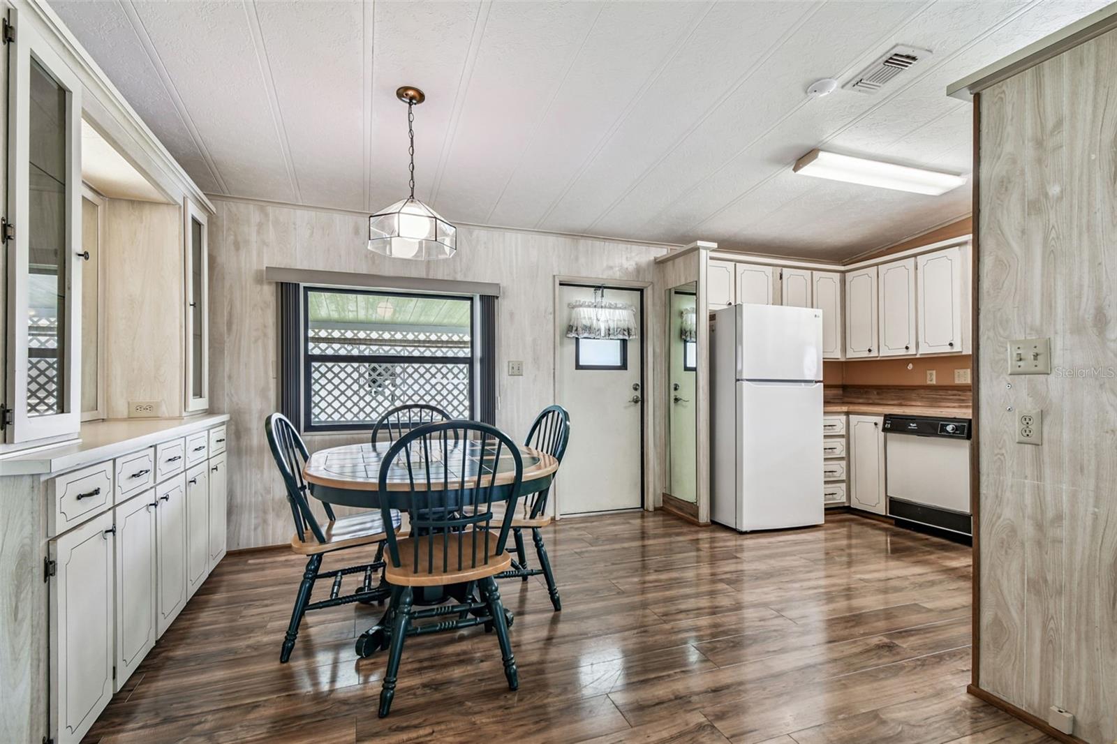 GLENWOOD ESTATES INC CONCO - Residential