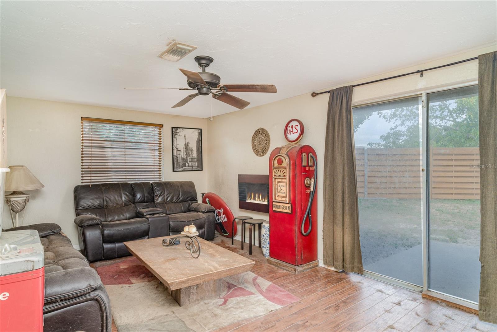 3921 MARLBOROUGH PLACE