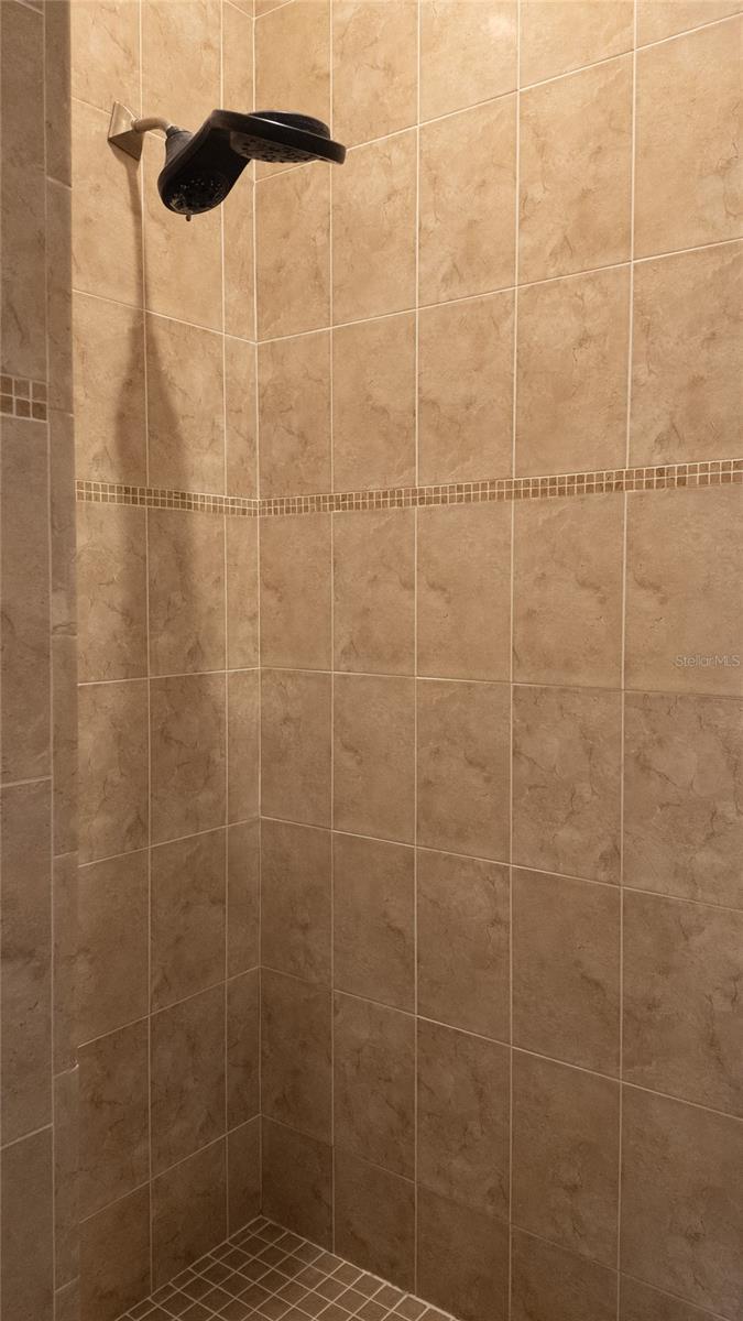 BELLECHASE LAURELS - Residential
