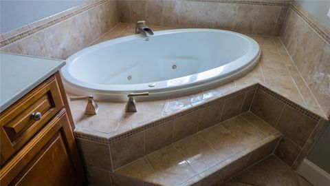 Tiny photo for 617 SE 47th Loop, Ocala, FL 34480 (MLS # OM708037)