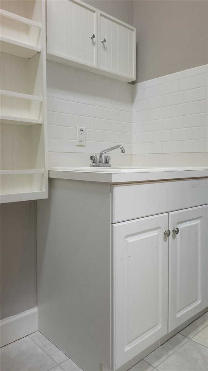 BELLECHASE LAURELS - Residential
