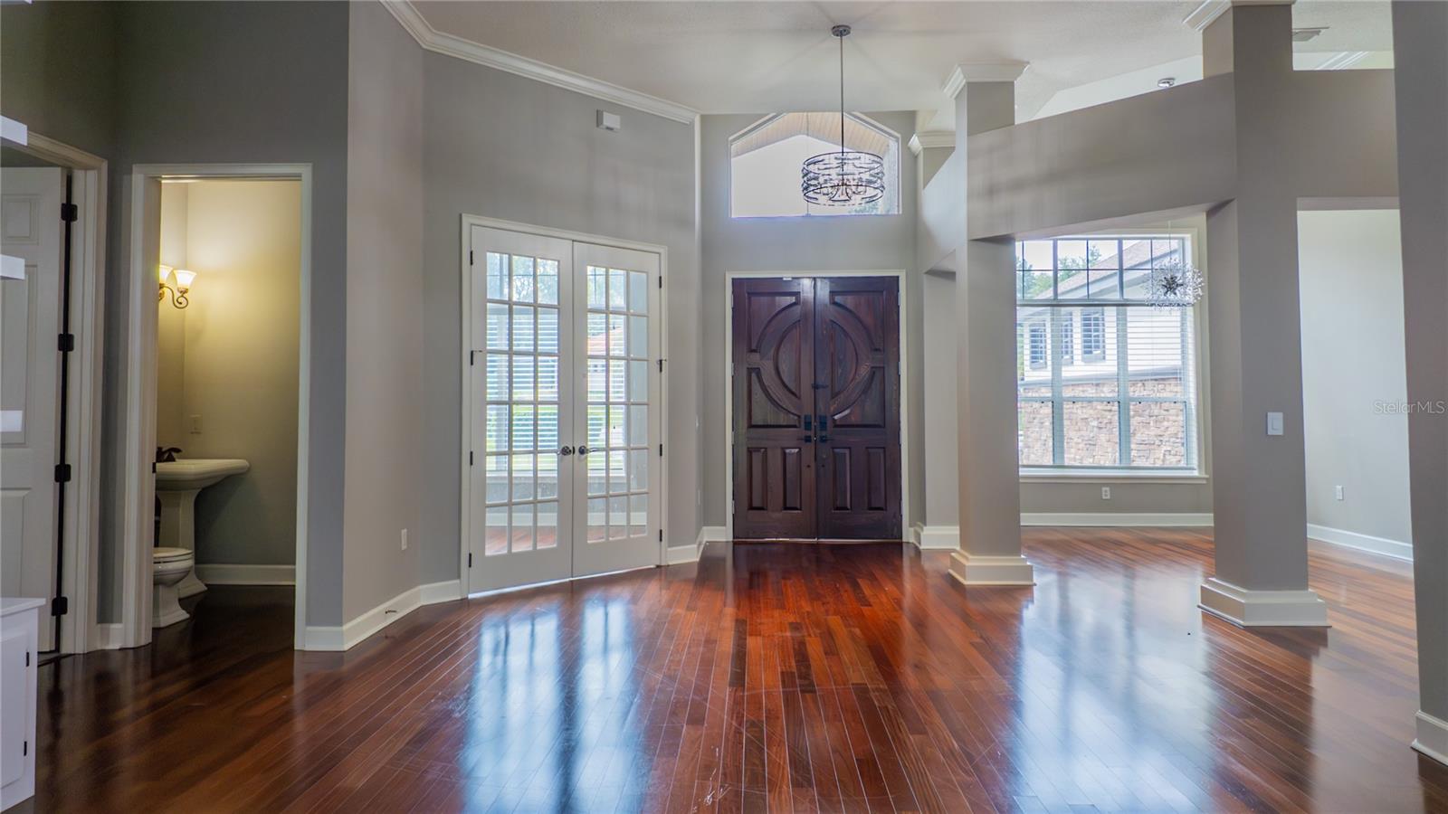 BELLECHASE LAURELS - Residential