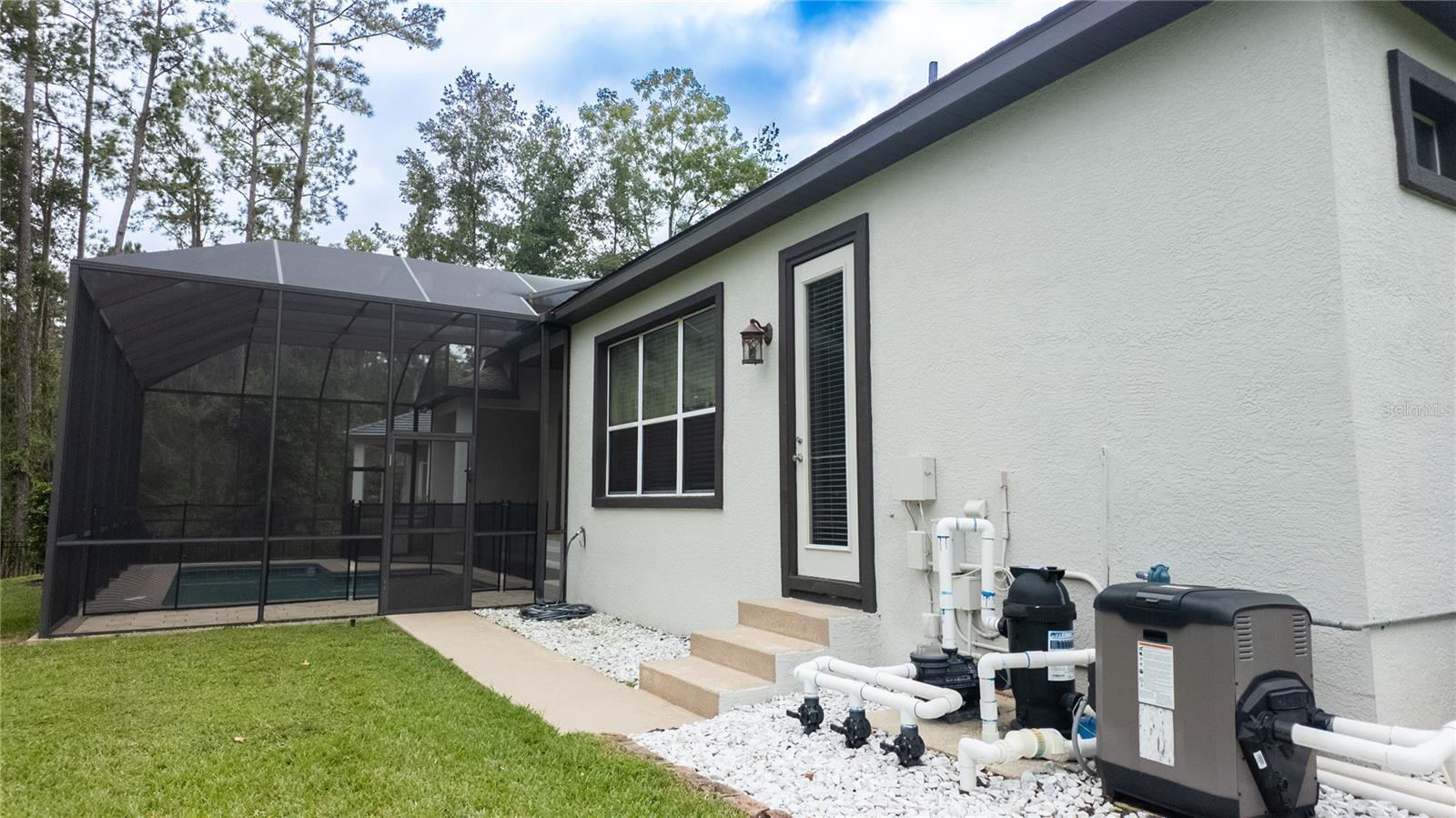 BELLECHASE LAURELS - Residential