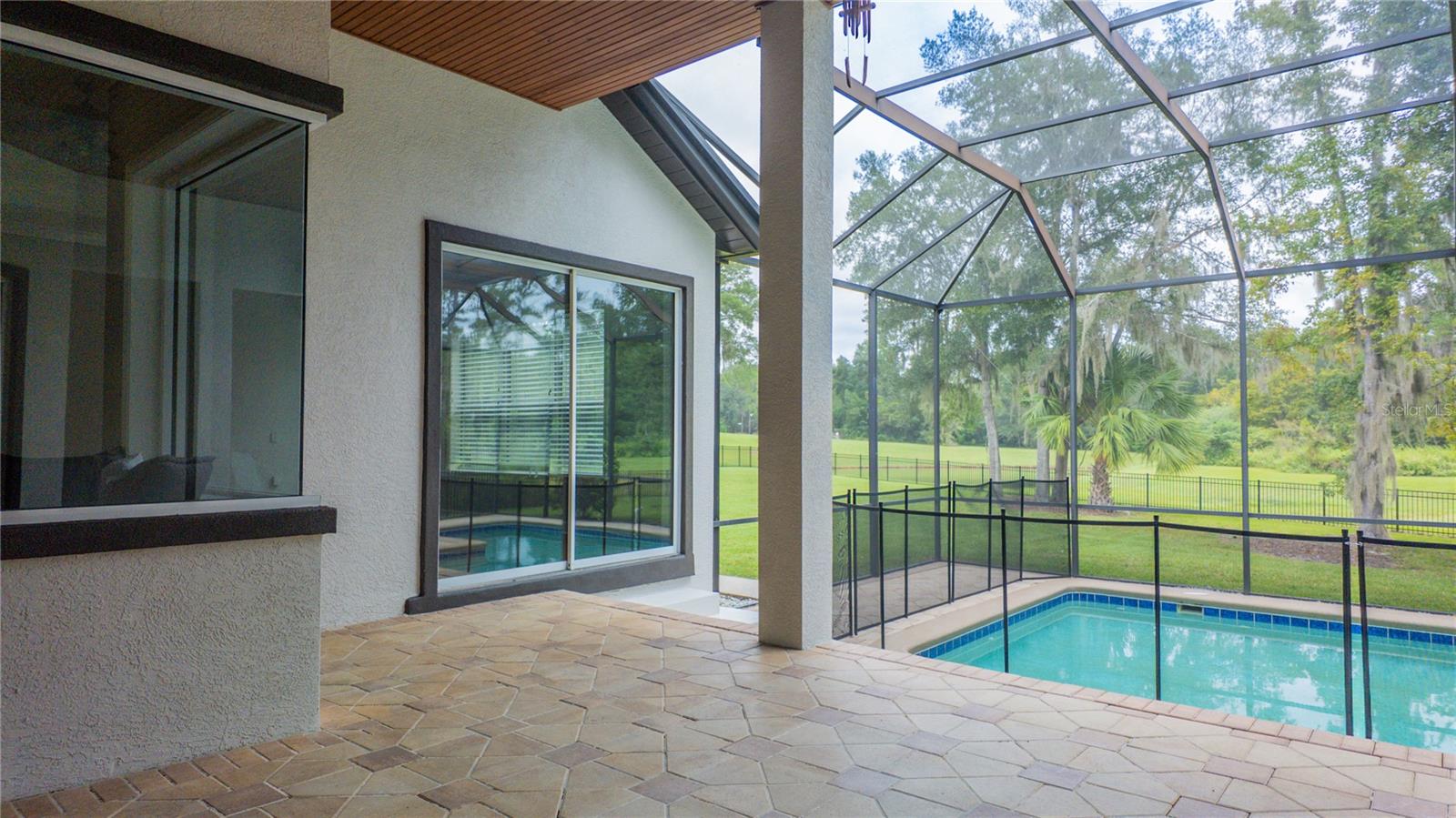 BELLECHASE LAURELS - Residential
