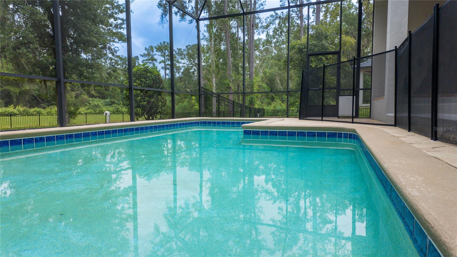BELLECHASE LAURELS - Residential