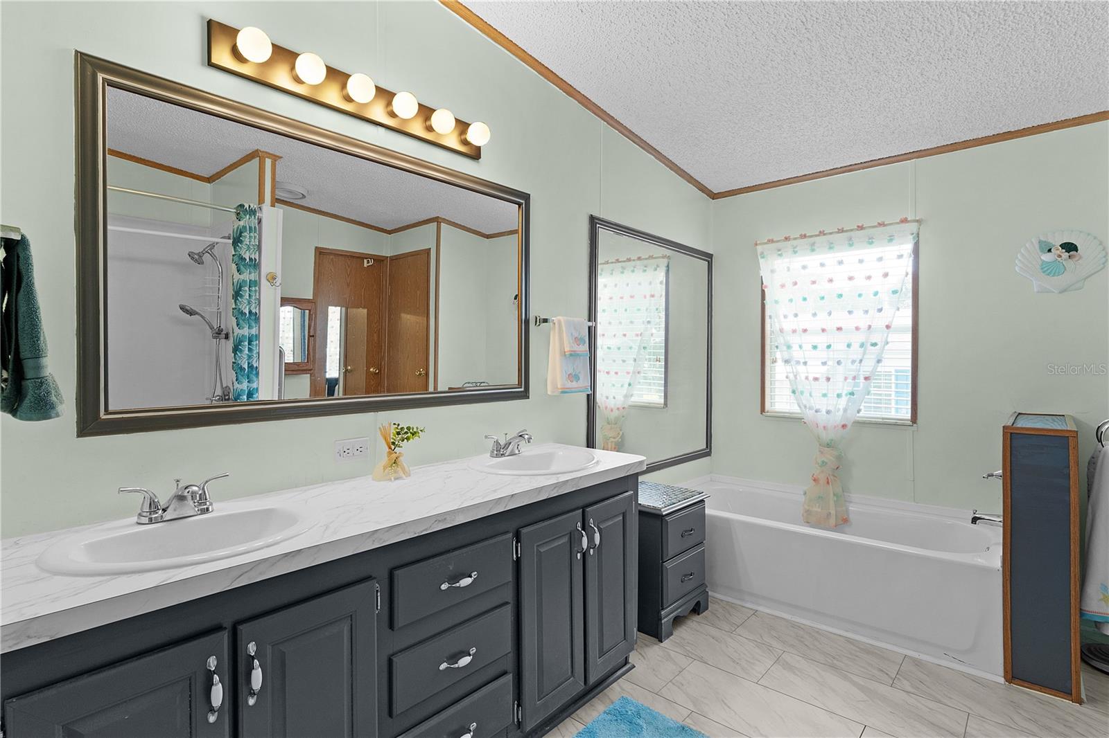 HARBOR OAKS HOMEOWNERS COOPERATIVE SUB - Residential