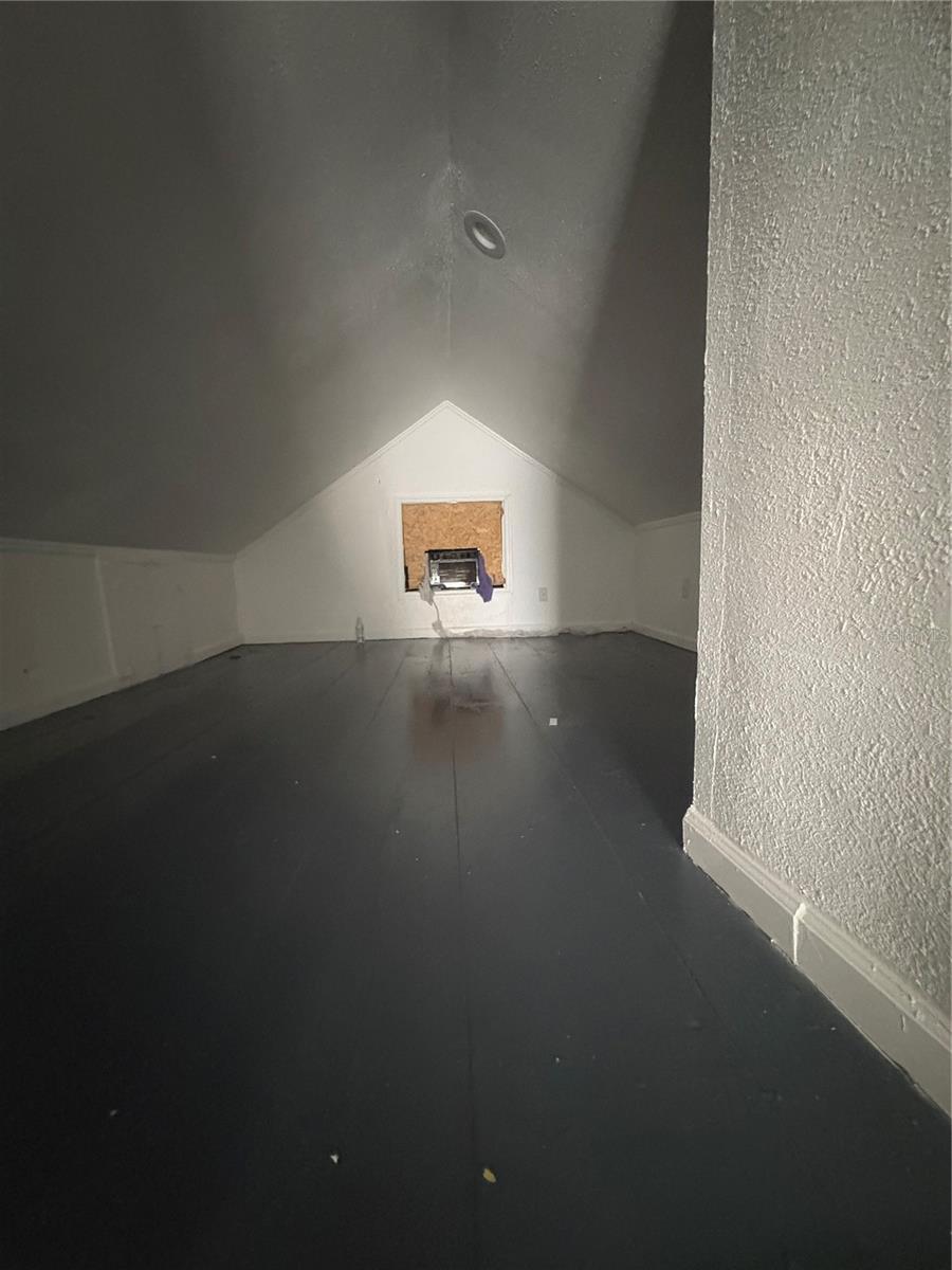 BERKSHIRES IN DEANBURG 04-17-30 - Residential Lease