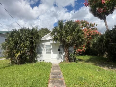 121 KENSINGTON AVENUE DELAND FL 32724