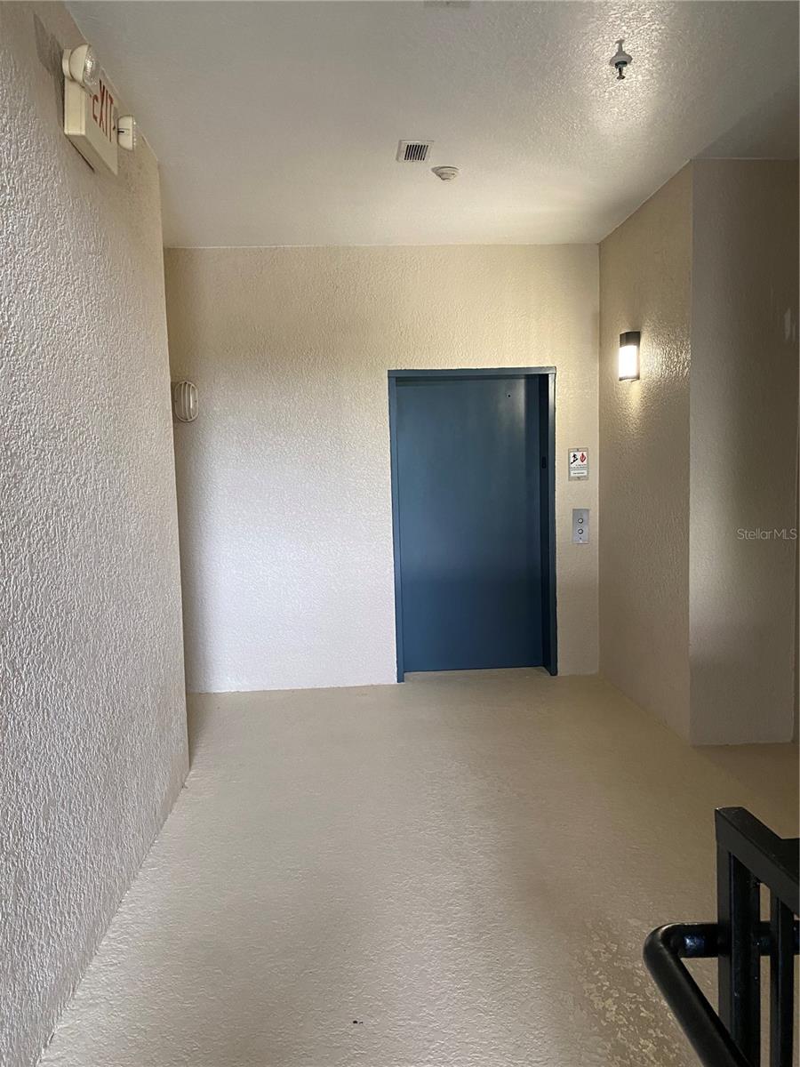 FLORA RIDGE CONDO PH 7 BLDG 12 - Residential