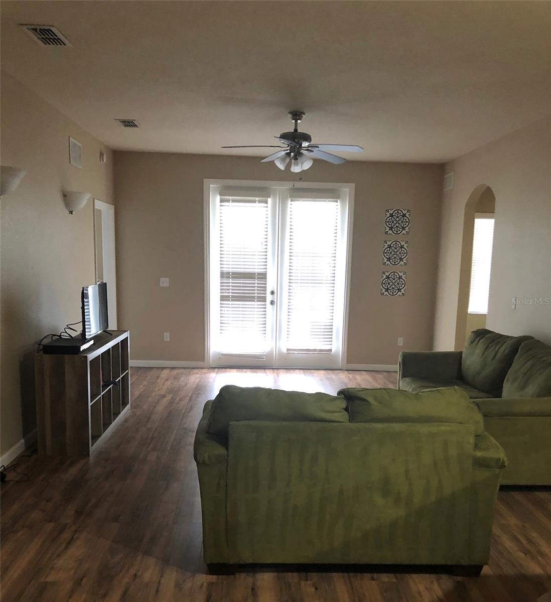 FLORA RIDGE CONDO PH 7 BLDG 12 - Residential
