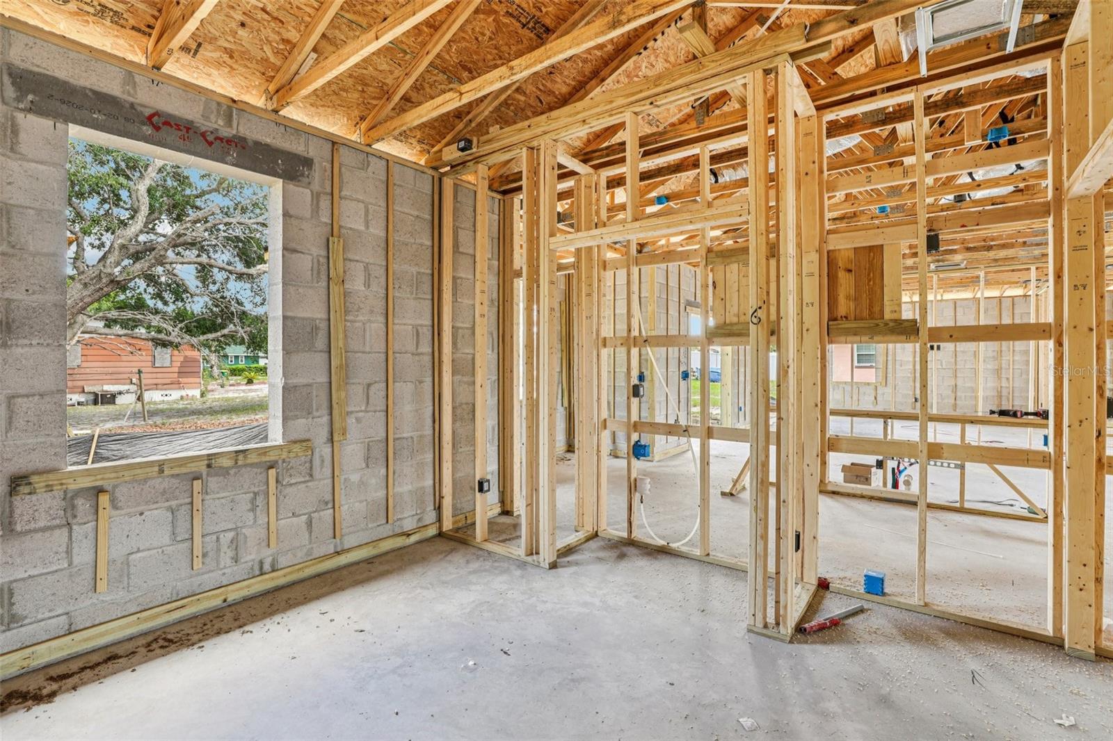 HOWEY W J LAND CO FIRST ADDITION TO DUNDEE - Residential