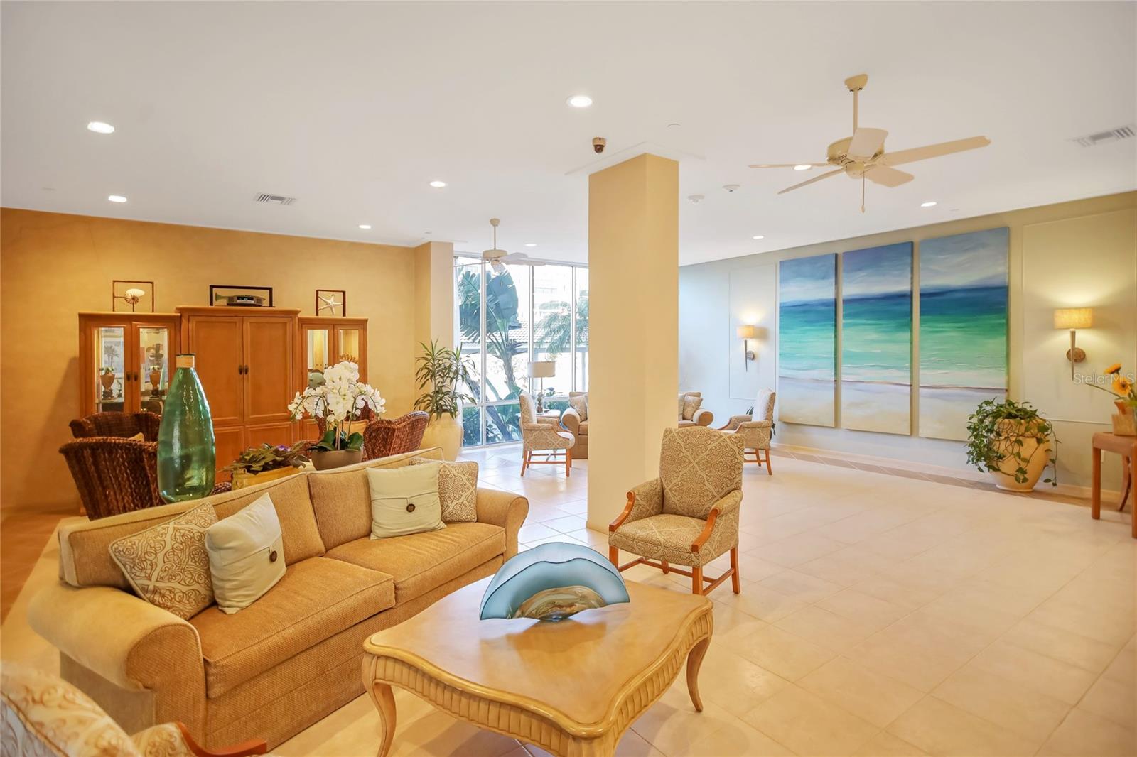 LIDO BEACH CLUB - Residential Lease