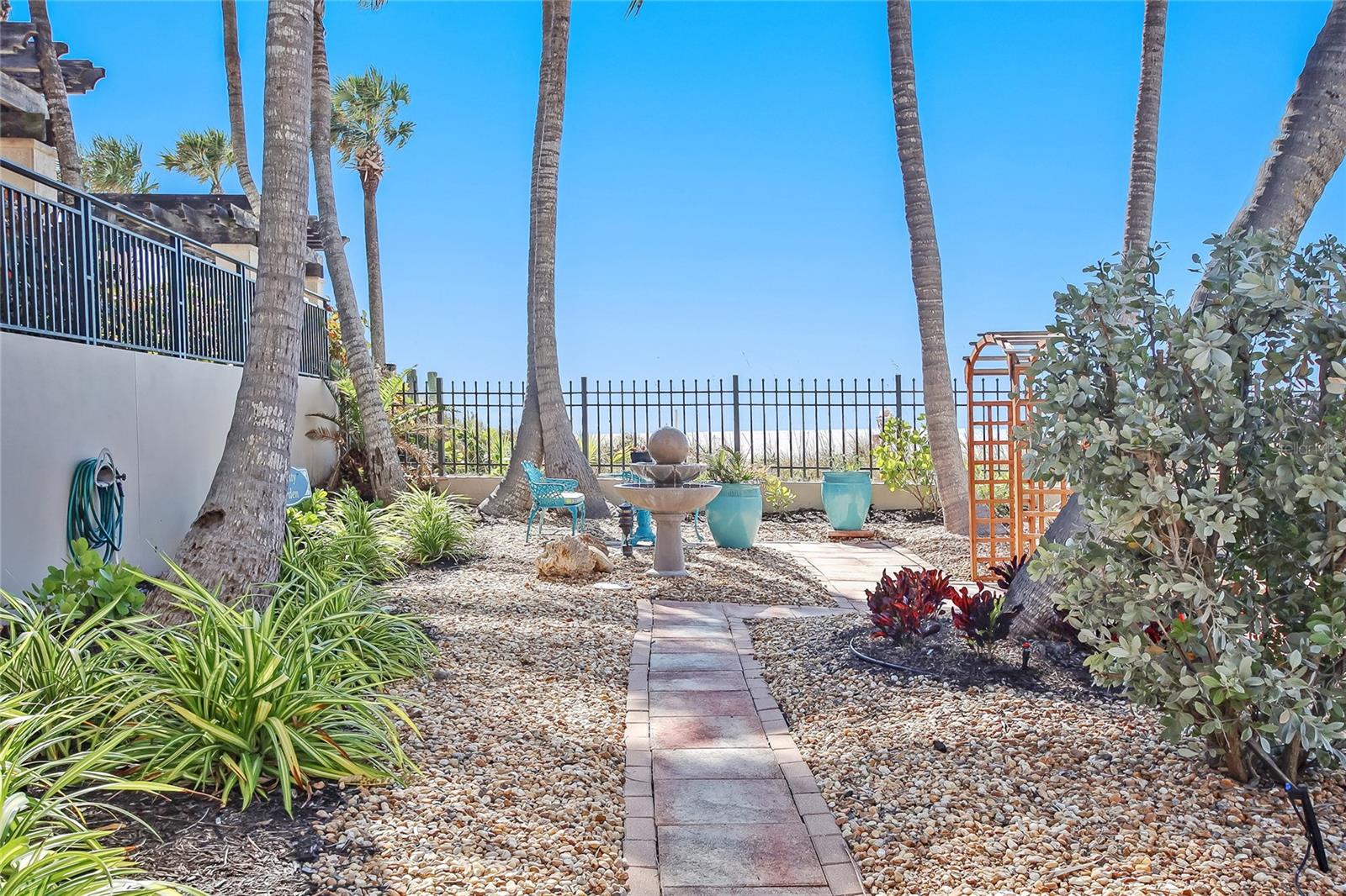 LIDO BEACH CLUB - Residential Lease