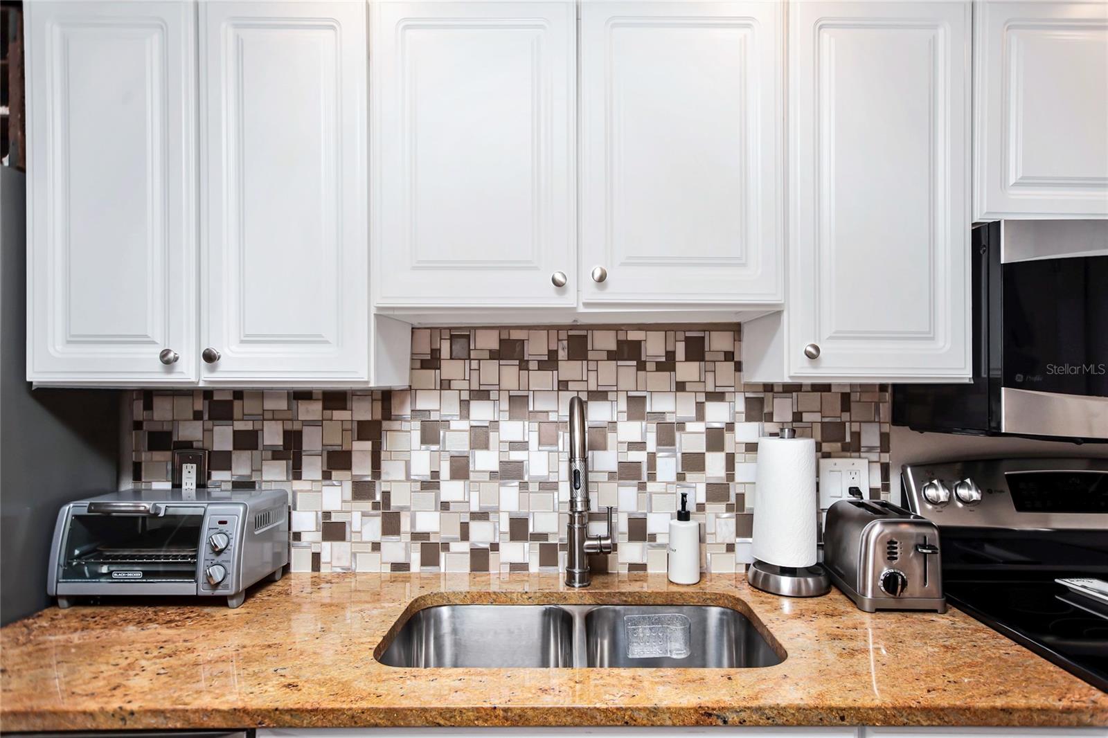 LIDO BEACH CLUB - Residential Lease