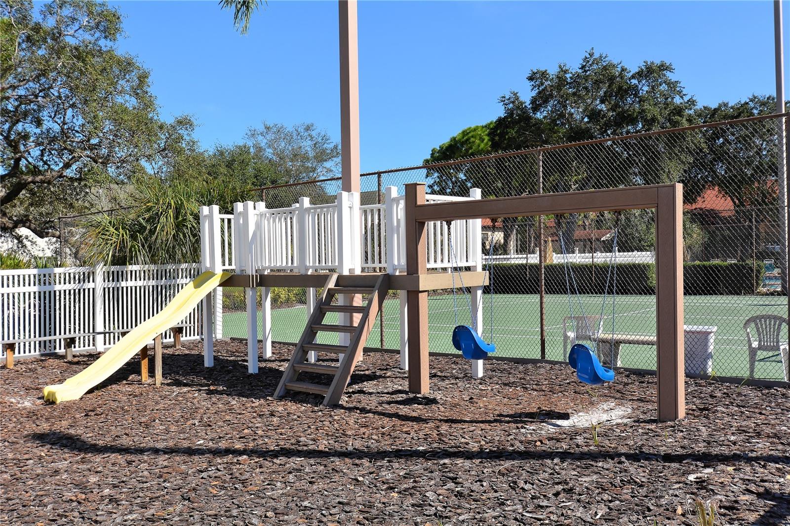 SHOREWALK BATH & TENNIS CLUB 14 - Residential Lease