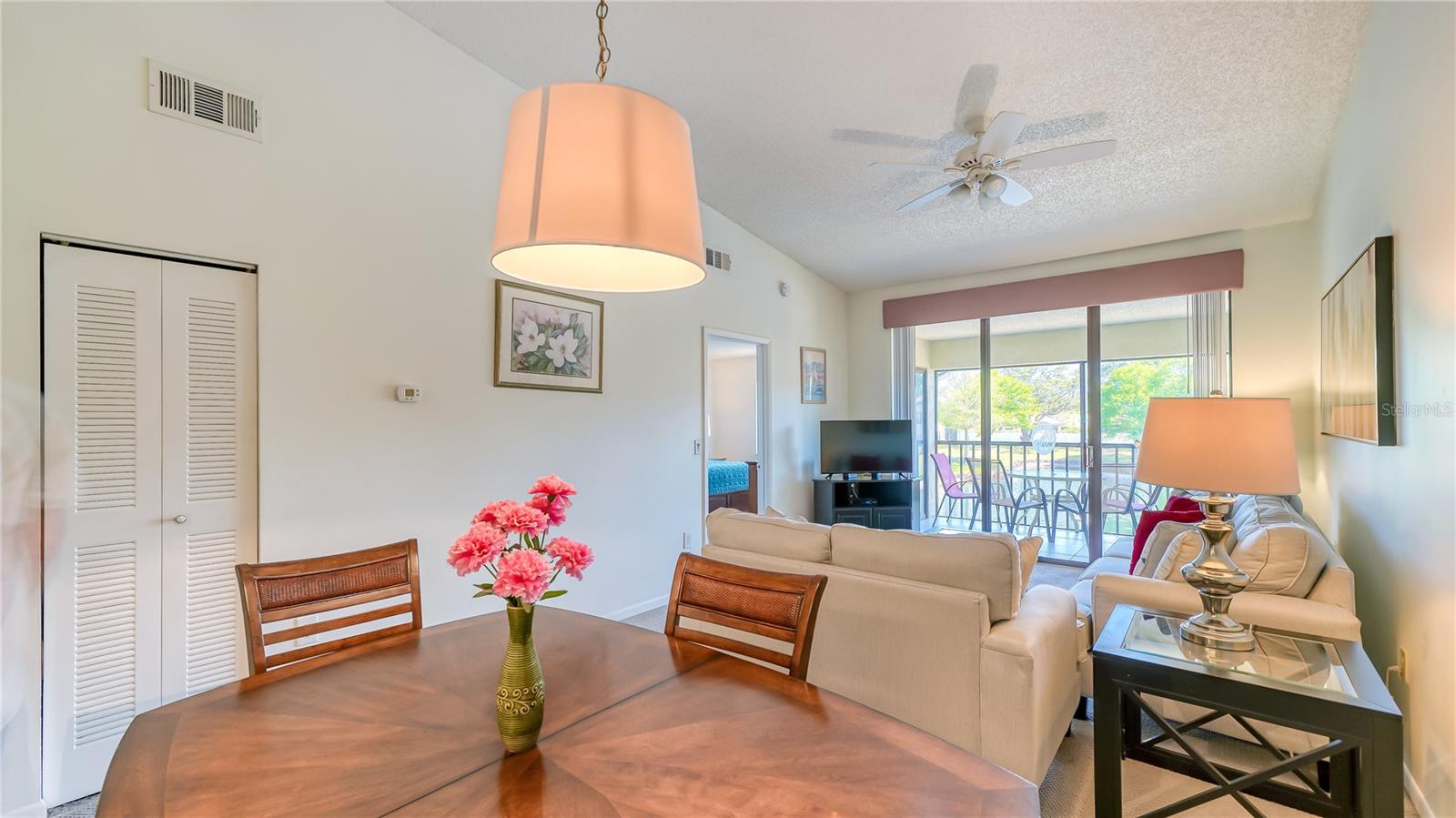 SHOREWALK BATH & TENNIS CLUB 14 - Residential Lease