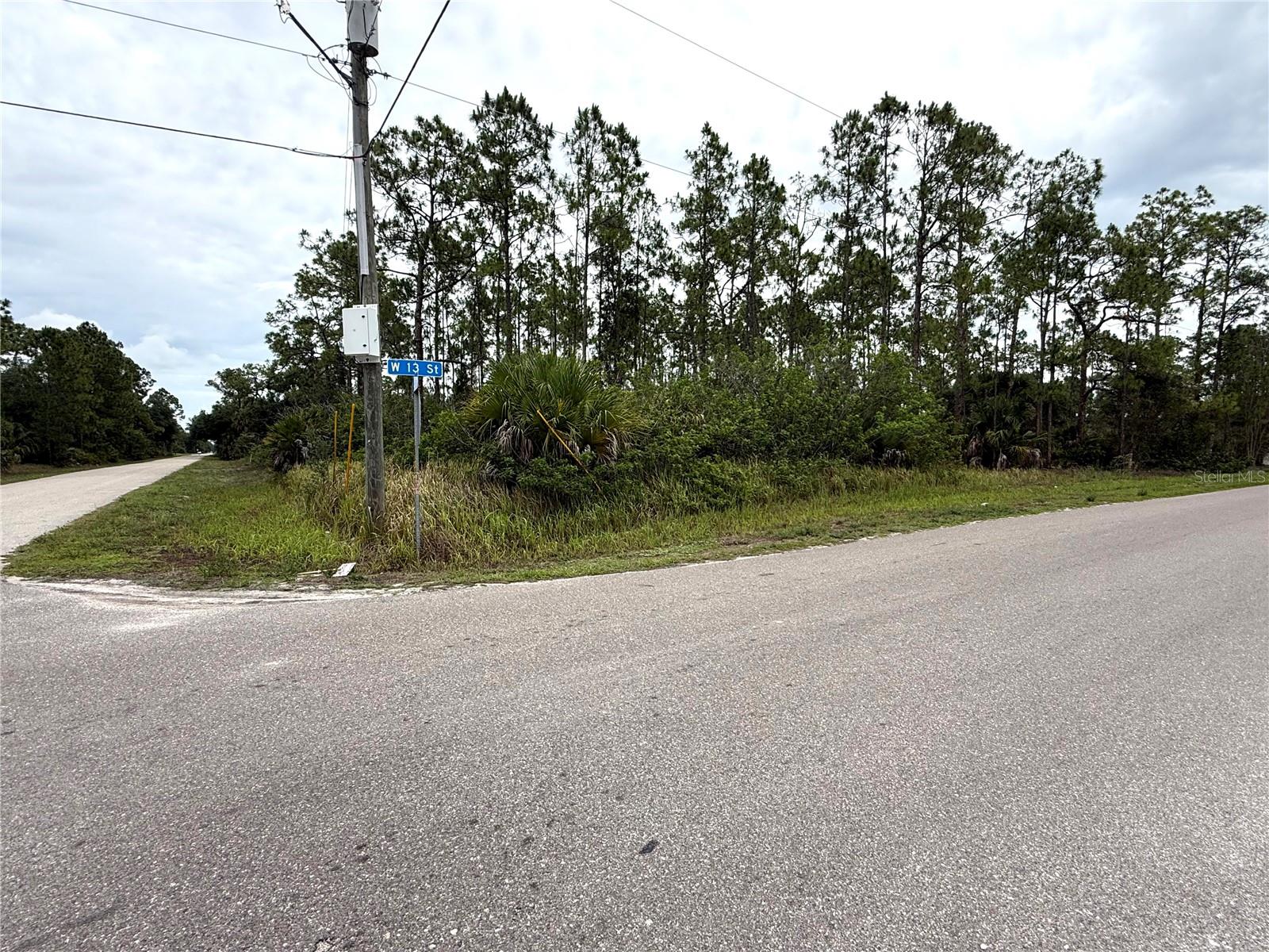 LEHIGH ACRES - Land