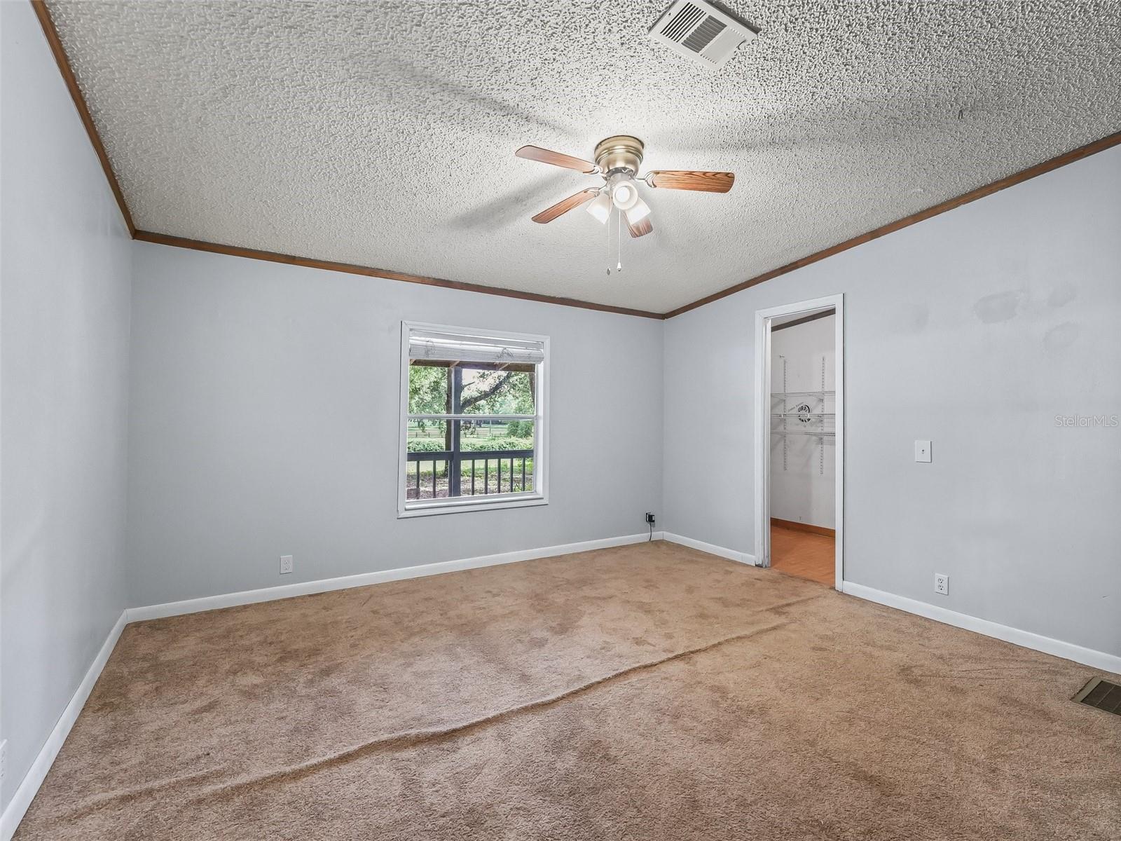 COUNTRYSIDE LAKES - Residential