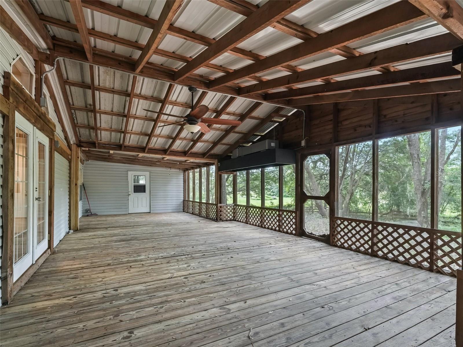 COUNTRYSIDE LAKES - Residential