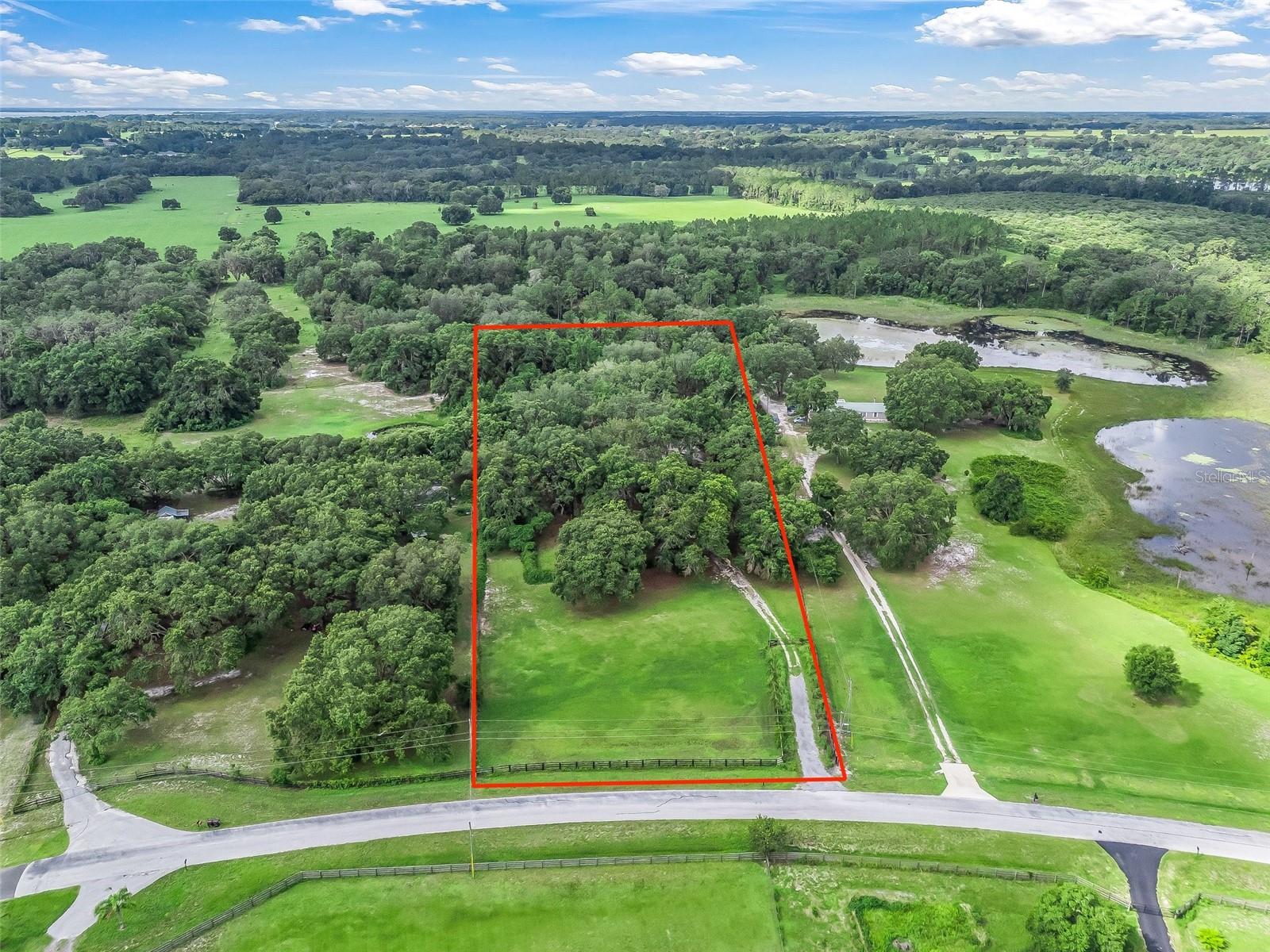 COUNTRYSIDE LAKES - Residential