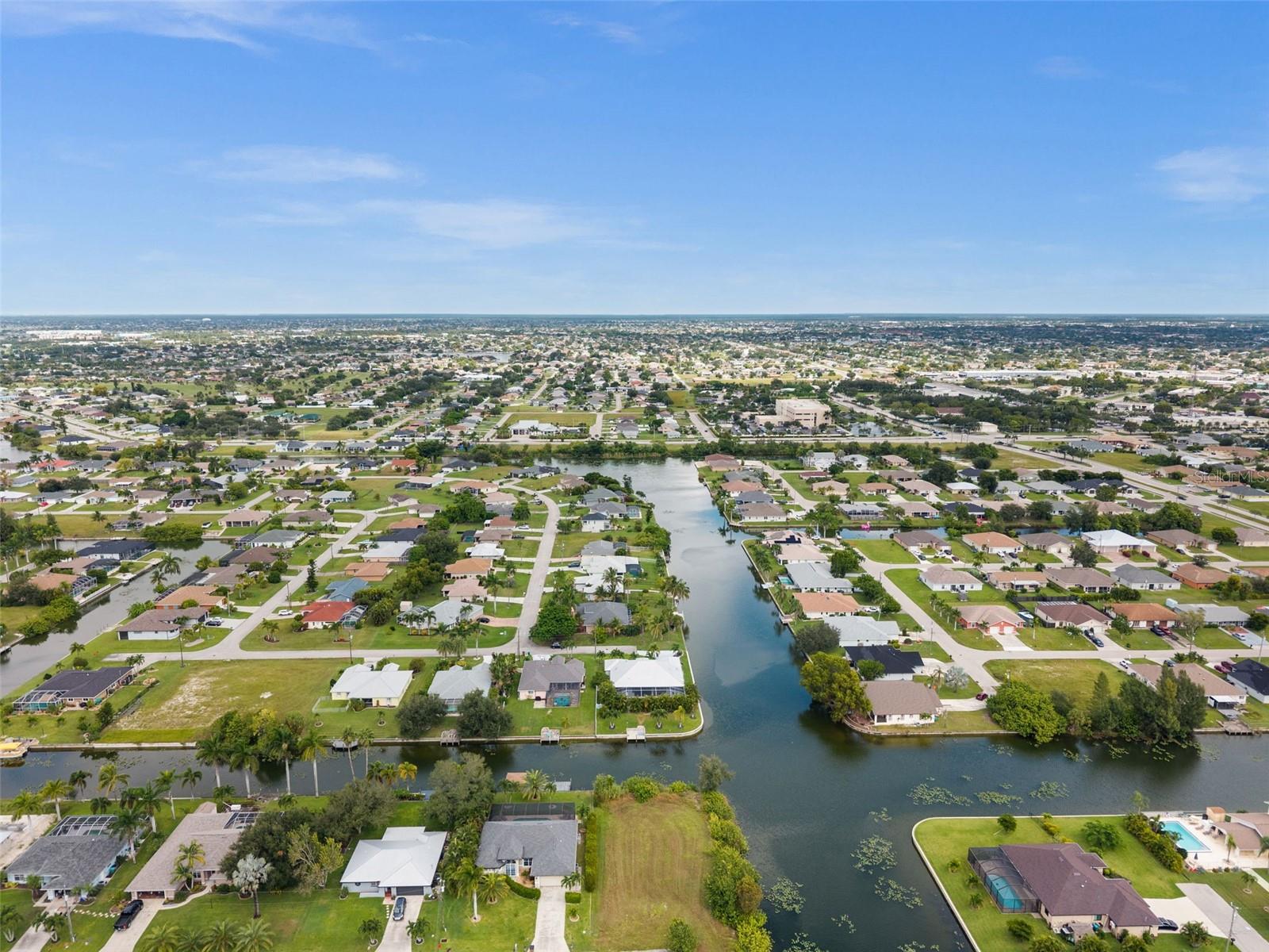 CAPE CORAL - Residential