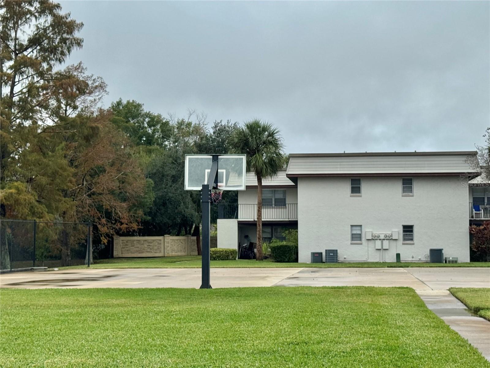 WINDTREE GARDENS CONDO PH 03 - Residential Lease