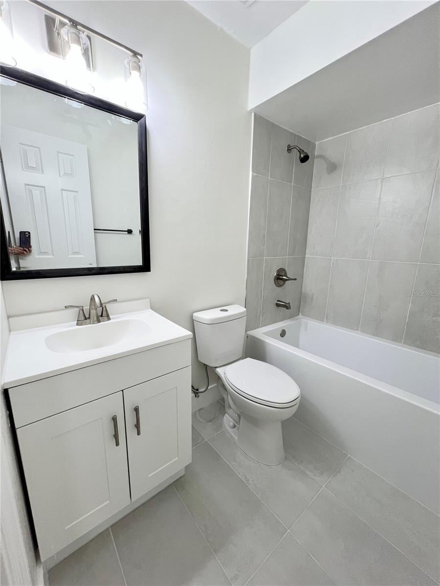 WINDTREE GARDENS CONDO PH 03 - Residential Lease