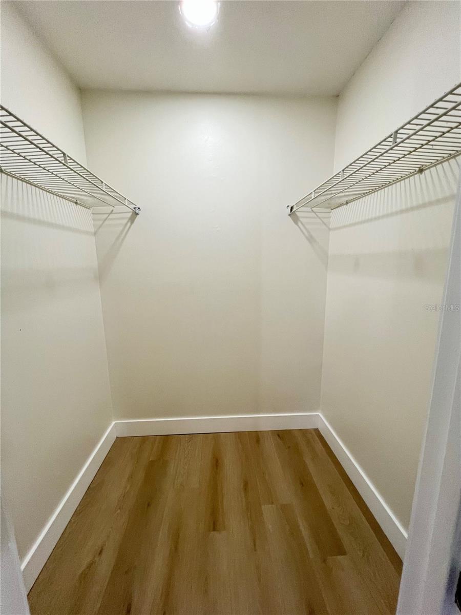 WINDTREE GARDENS CONDO PH 03 - Residential Lease