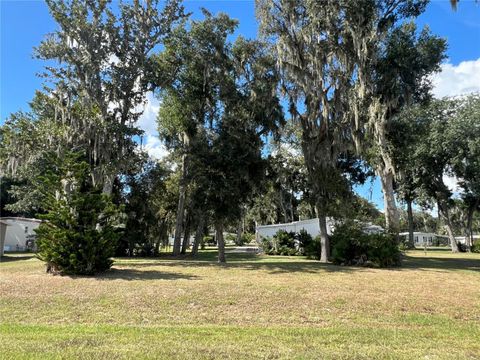 64 ROBIN ROAD WILDWOOD FL 34785