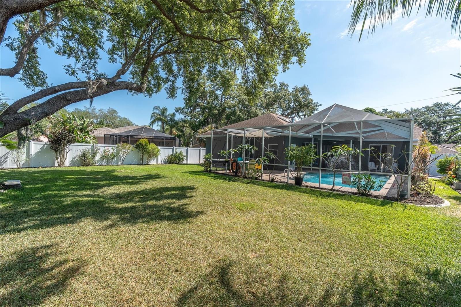 SOUTHERN OAKS - Residential
