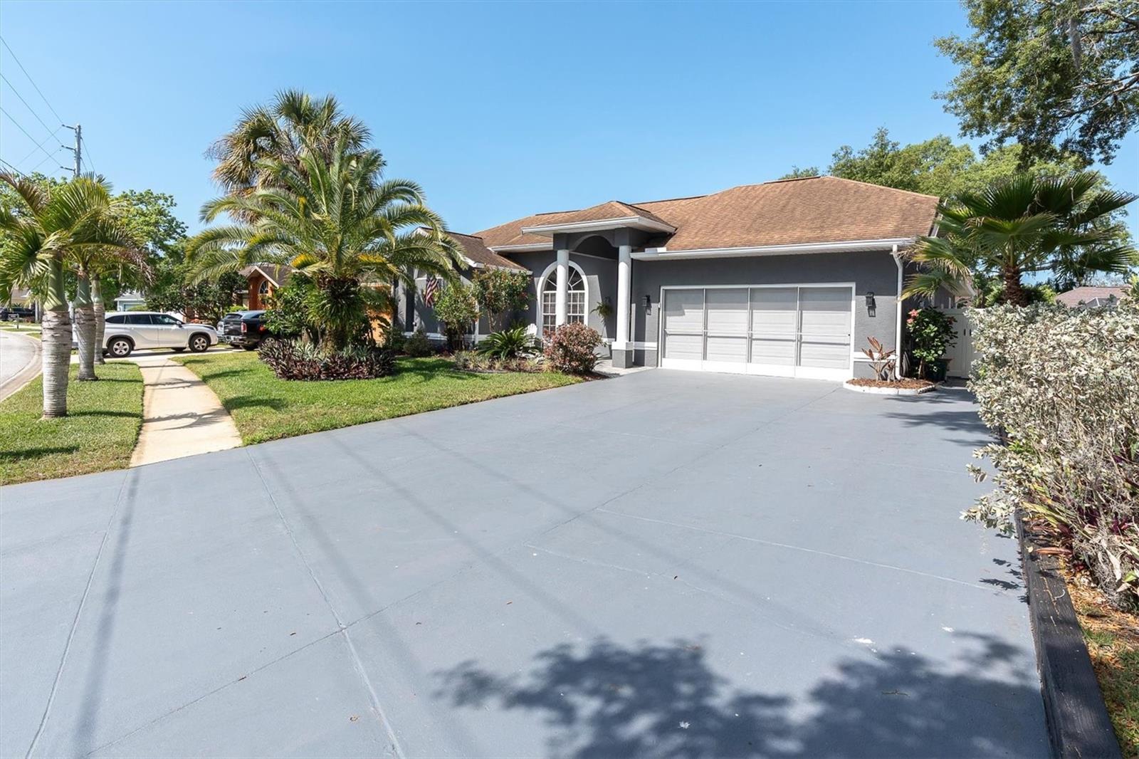 SOUTHERN OAKS - Residential