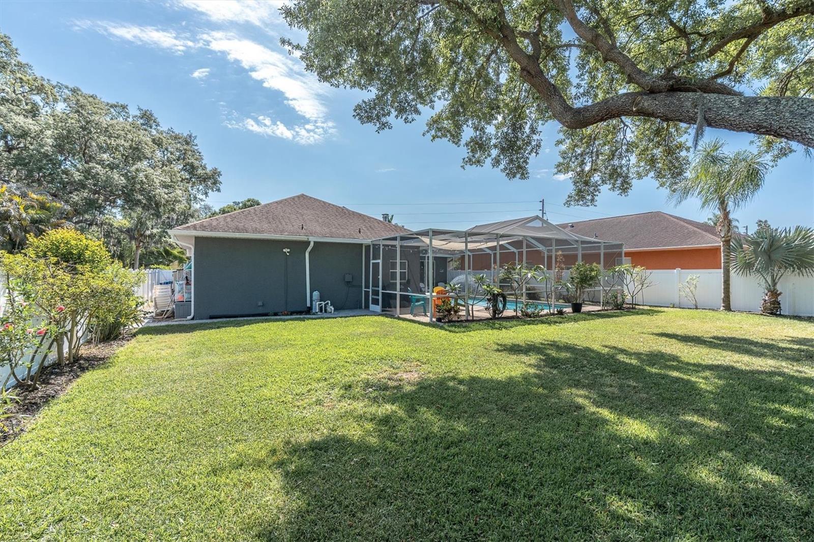 SOUTHERN OAKS - Residential