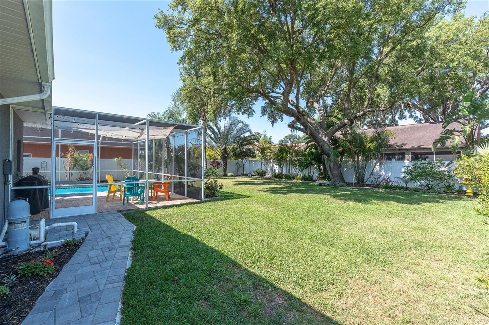 SOUTHERN OAKS - Residential