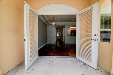 Condominium in GAINESVILLE FL 532 39TH ROAD 32.jpg