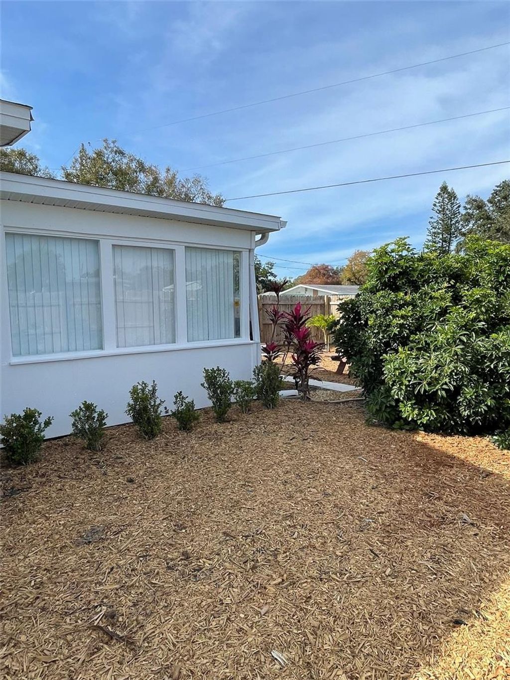 Photo of 828 S Tuttle Avenue, Sarasota, FL 34237 (MLS # A4685326)