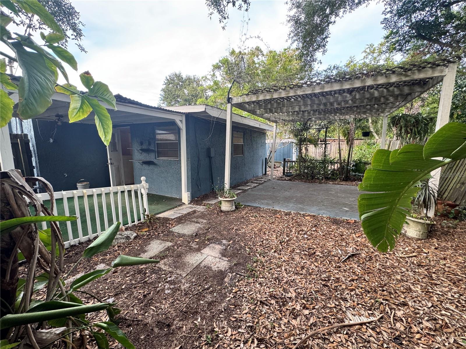 SUN COAST ESTATES - Residential