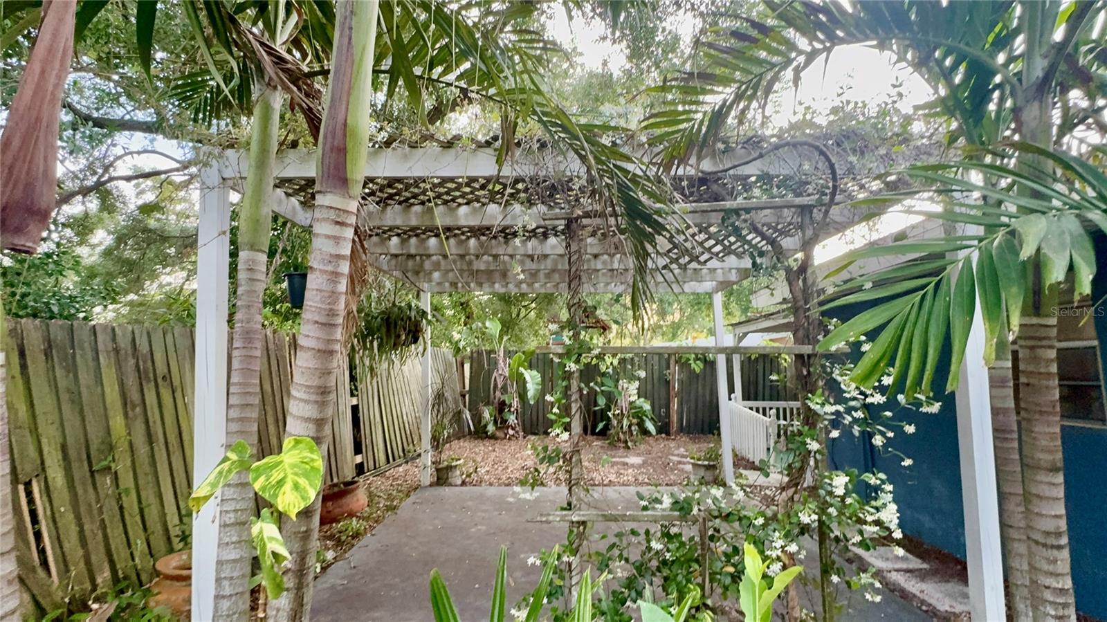 SUN COAST ESTATES - Residential