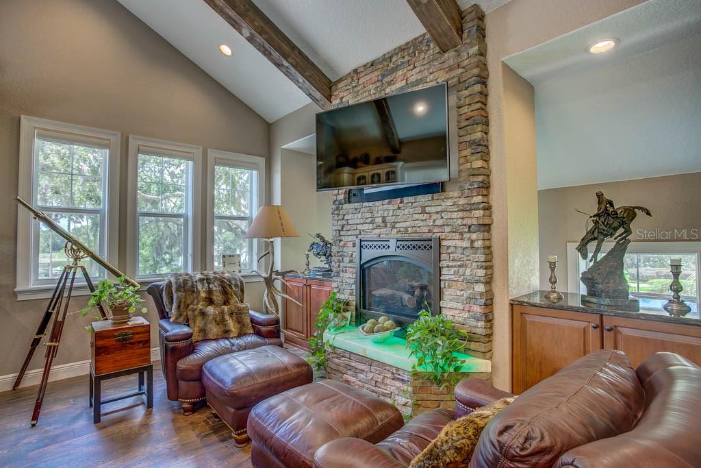 METCALF PARK REP - Residential