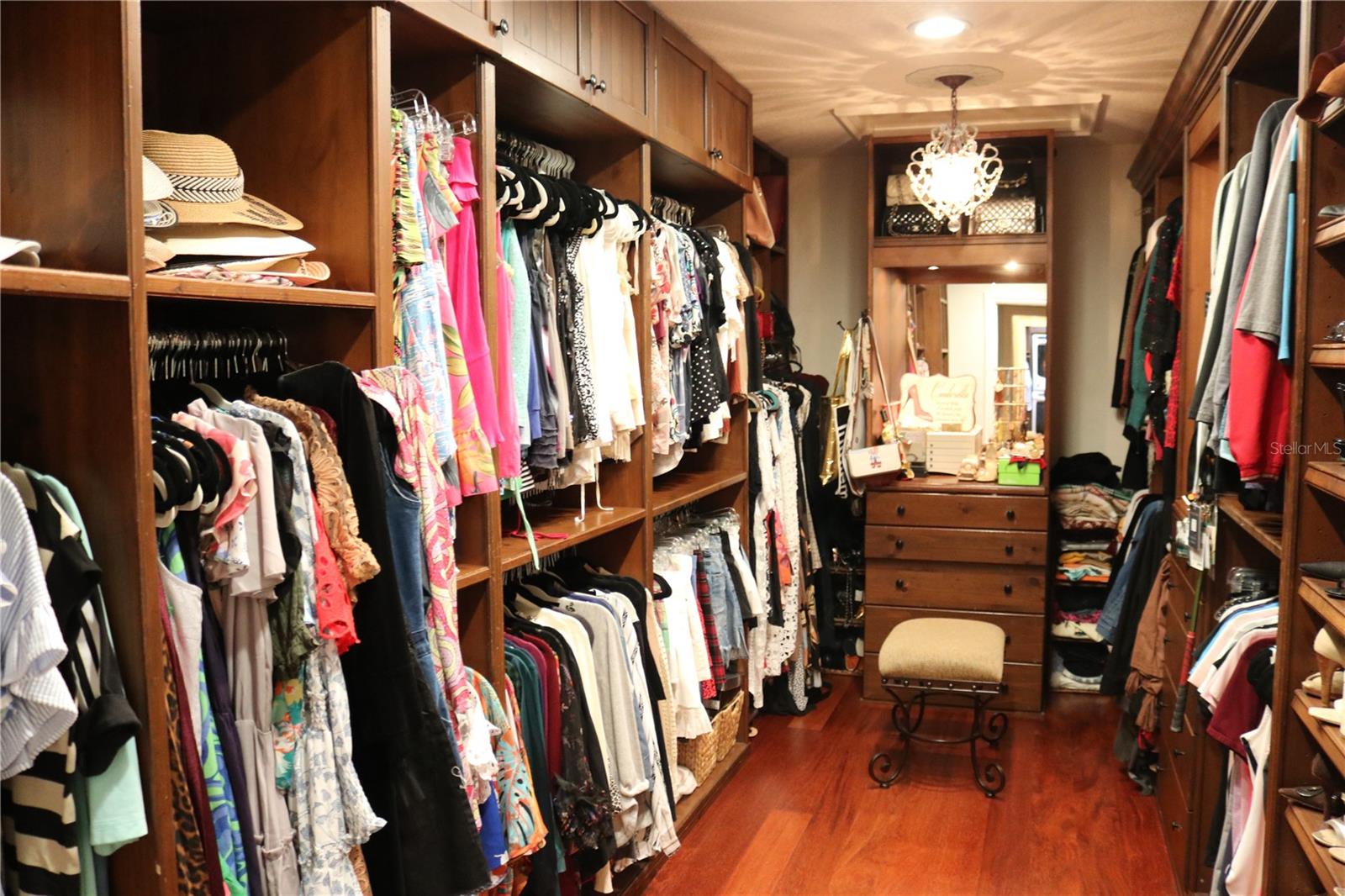 METCALF PARK REP - Residential