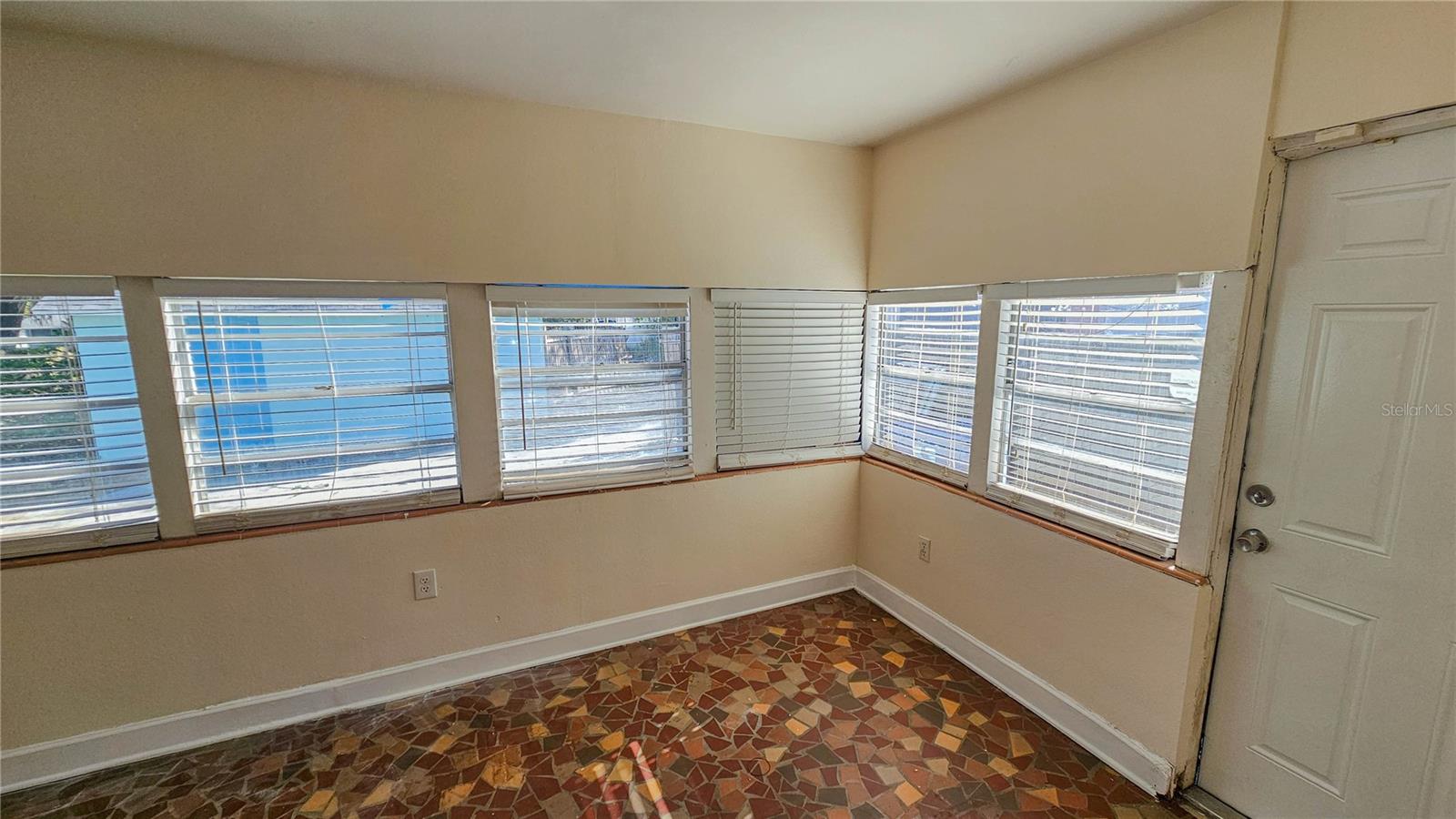 JACKSON SQUARE - Residential