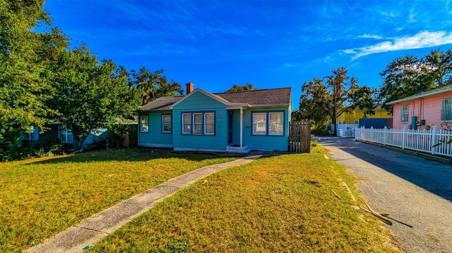Wonderful Opportunity in Prime Location of Highly Desired Bartlett Park neighborhood just south of Downtown St. Pete and Historic Roser Park! The 1936 two-bedroom, one-bath home is just minutes from the downtown restaurants, shops, museums, waterfront, and so much more. This charming bungalow features a completely fenced-in yard which includes detached one-car garage, ample enough space to store an RV and/or Boat and easy alley access with a large gate opening to the yard. The location is absolutely ideal with NO FLOOD INSURANCE NEEDED AND WAS COMPLETELY UNDAMAGED FROM THE HURRICANES! USF St. Petersburg, HCA Hospital, and Bayfront Medical Center only a few blocks away, if you want to hang out at a heated pool the North Shore Aquatic Center is just a short 10-minute bike ride away. The world renowned Gulf beaches (15-20 minutes away), Tampa International Airport (25-30 minutes away), and plenty of public golf courses are throughout the area as well as the sailing community of St Pete Yacht Club & the Marina only a stones throw away. Sports facilities are also comfortably close by with the MLB Rays Tropicana Field and Rowdies soccer. Don't miss out on this amazing opportunity to call St Petersburg Home and schedule your showing today!
