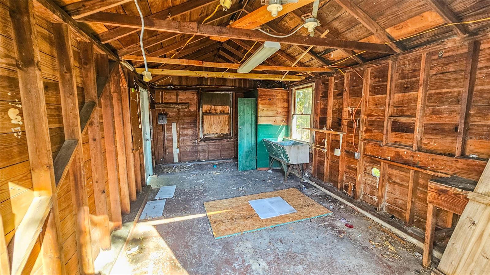 JACKSON SQUARE - Residential