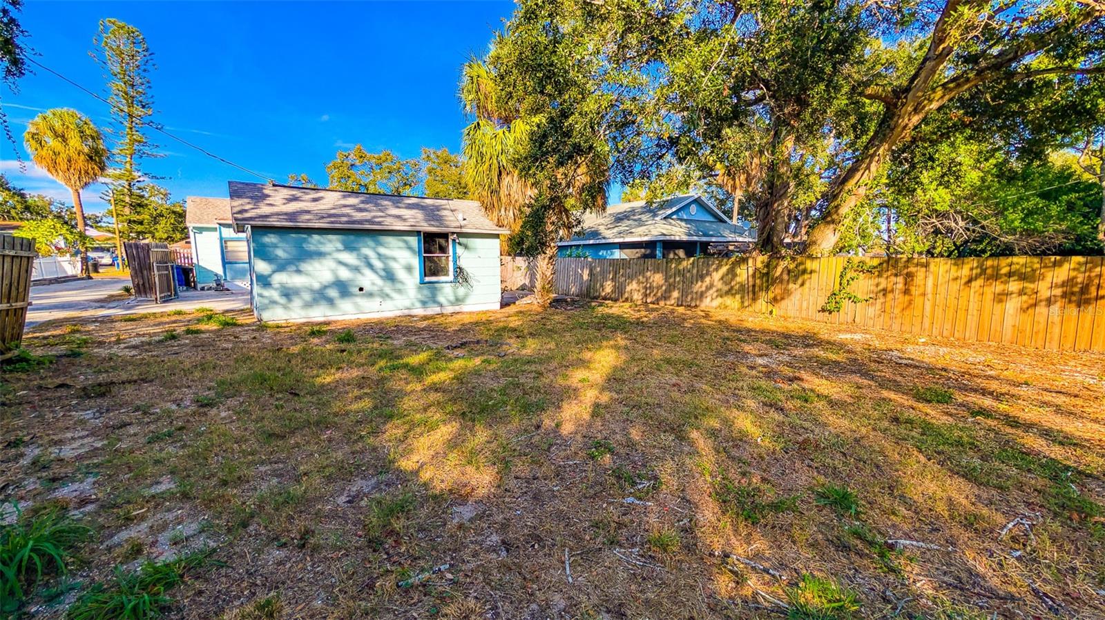 JACKSON SQUARE - Residential